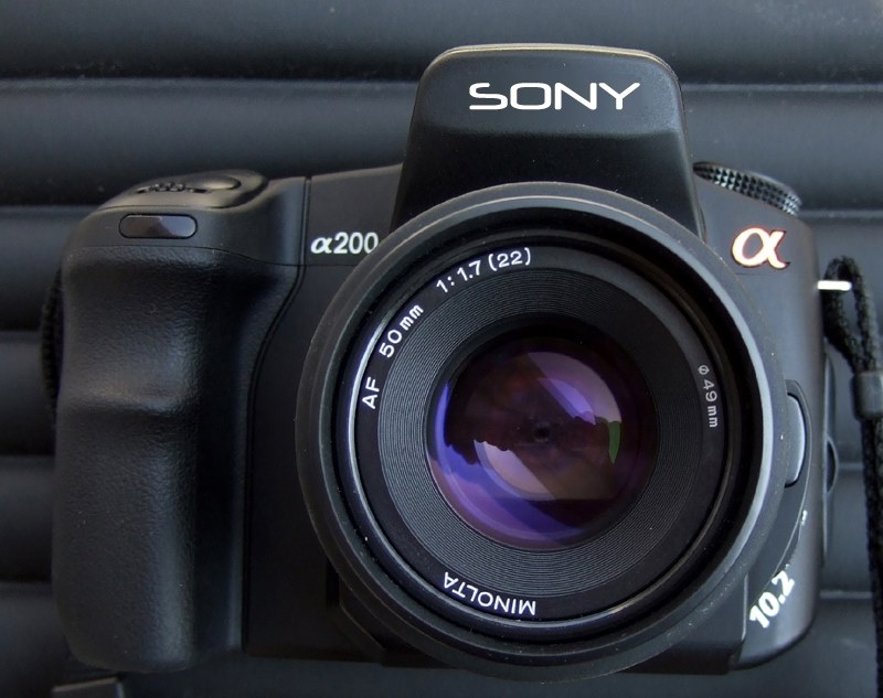 SONYの新ロゴ』 SONY α300 DSLR-A300K ズームレンズキット の