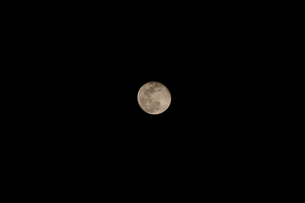 月 撮影法』 CANON EF-S55-250mm F4-5.6 IS のクチコミ掲示板