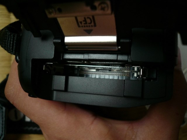 Cfカードの復元 2 500円 税 データ復旧サービス