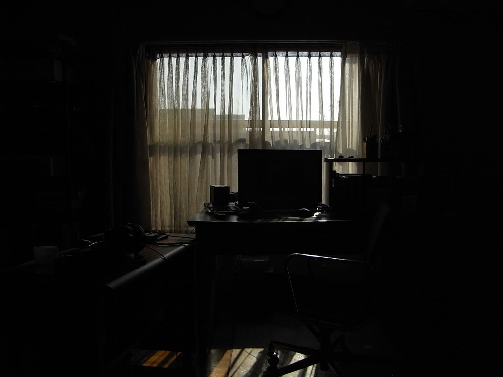 逆光+ストロボ補助』 リコー Caplio R7 のクチコミ掲示板 - 価格.com