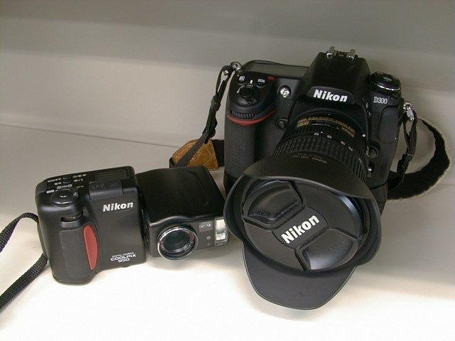 動作品 Nikon D300 デジタル一眼レフ ボディ MB-D10付き Amazon | Nikon デジタル一眼レフカメラ D300 | デジタル一眼レフ 通販