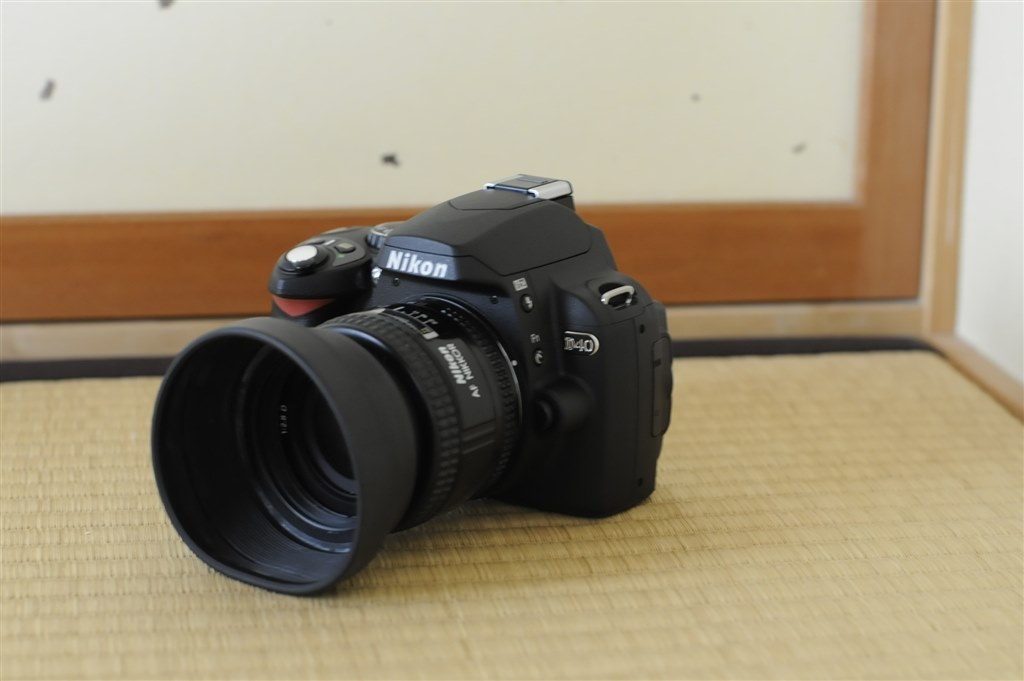 Nikon D40 ニコン　28-70 マニュアル撮影　レンズ付　動作品 Nikon D40 ニコン 28-70 マニュアル撮影 レンズ付 動作品