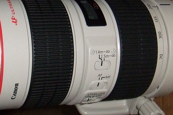 前期型と後期型の違い教えて下さい』 CANON EF70-200mm F2.8L IS USM のクチコミ掲示板 - 価格.com