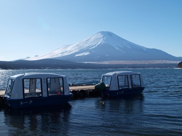 オリンパス E-30 掲げ ファインダーに難あり