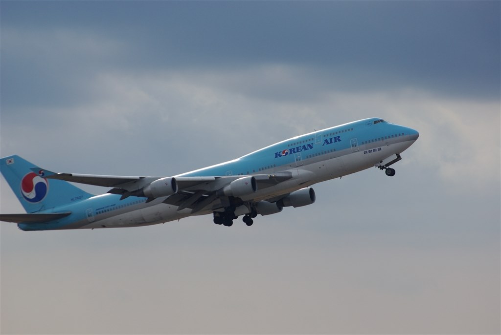 55-200で飛行機撮影にがんばる』 シグマ 55-200mm F4-5.6 DC (ﾍﾟﾝﾀｯｸｽ