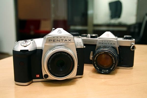 K200シルバーボディ???』 ペンタックス PENTAX K200D ボディ の