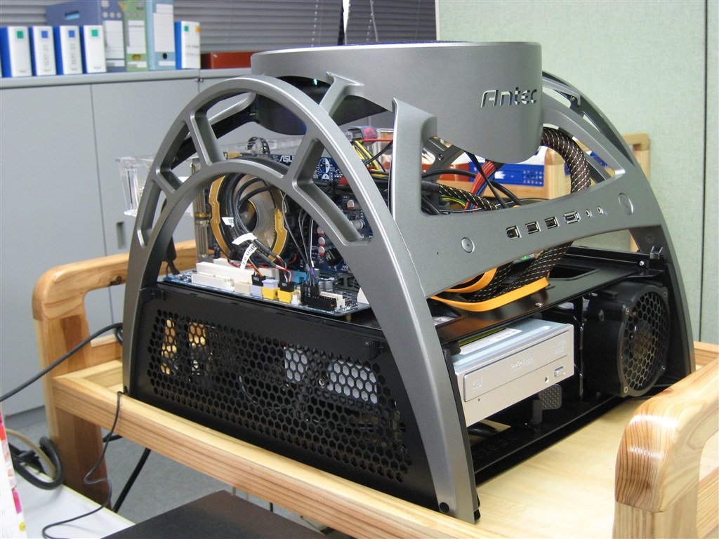 【未使用】ANTEC アンテック PCケース SKELETON スケルトン 未使用】ANTEC アンテック PCケース SKELETON スケルトン