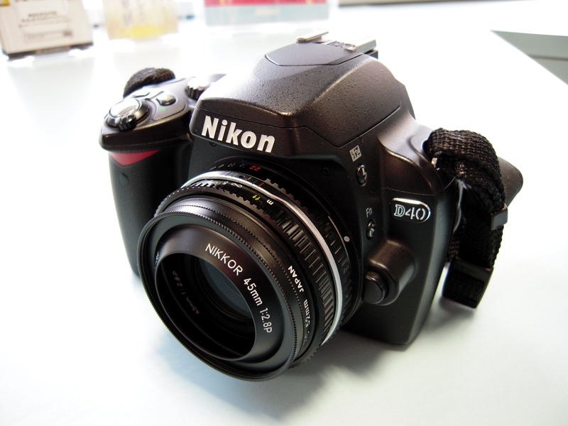 Nikon ニコン D40 /AF-S DX NIKKOR 35mm f1.8G-