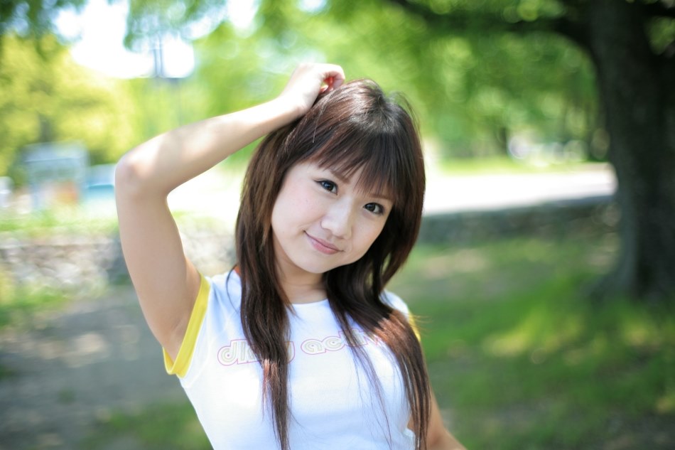 カール・ツァイス プラナーT＊50ミリF1.4 ZSでポートレイト』 CANON
