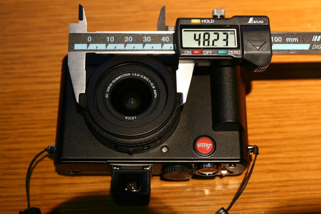 Leica d-lux 4 ライカ コンパクトデジタルカメラ オートレンズフード サファリカラー D-LUX 4 (2009・Safari) – Shige's hobby