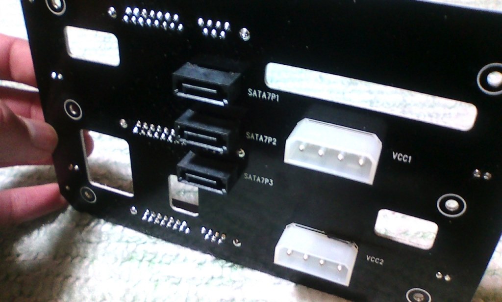 ホットスワップの基盤の熱ごもりについて』 ZALMAN GS1000