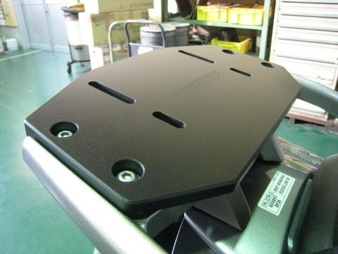 バクガン ケースセット まとめ売り ツーリングバイクにPELICAN。 防水なのでバイク用ストレージ