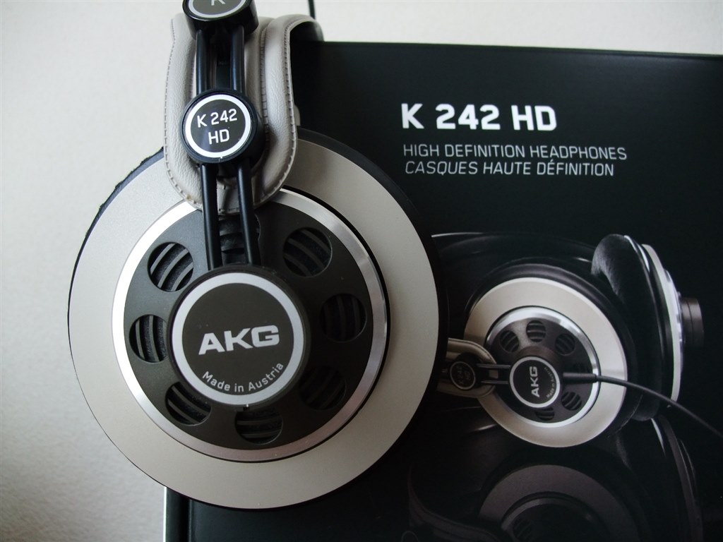 akg カナル型イヤホン k330 安い wasp