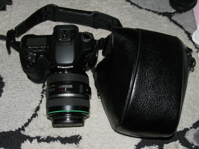 Canon EOS-1 一眼レフカメラ 本体とケース カメラケース』 CANON EOS 40D EF-S17-85 IS U レンズキット の