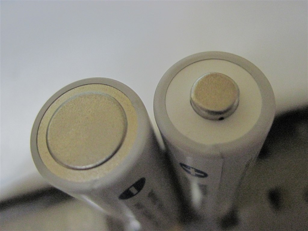 電池のキズ』 CANON PowerShot A1100 IS のクチコミ掲示板 - 価格.com