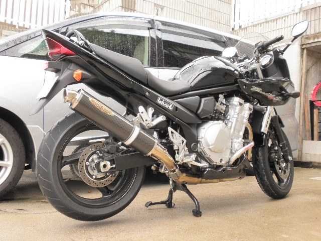 爆買い大得価30954★車検に!スズキ純正マフラー★バンディット400前期GK75A-1226***外し★Banditノーマル戻しに! マフラー本体（純正）