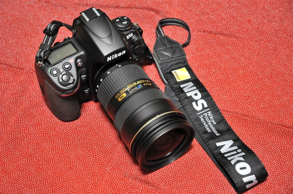 美品】 ニコン NIKON D700 ボディ ストラップ付 ＃293 楽天市場】d800 