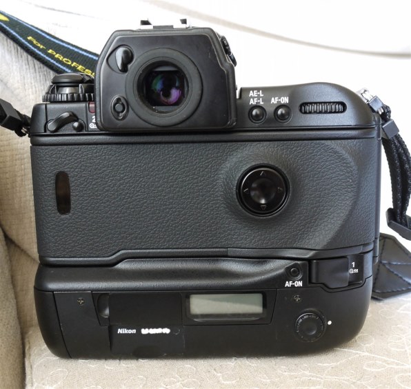 Nikon ニコン F5 ボディ 方眼マット Amazon | Nikon F5 ボディ | 一眼レフカメラ 通販