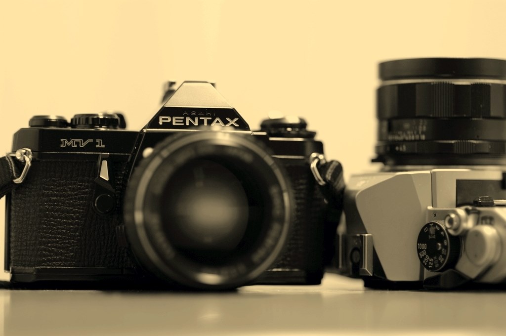 やっぱりファインダーは大きいほうがいいですね。』 ペンタックス PENTAX K20D ボディ のクチコミ掲示板 - 価格.com