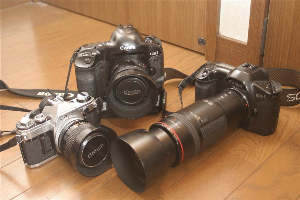 結局中古で買ってしまいました。』 CANON EOS-1V HS ボディ の 結局中古で買ってしまいました。』 CANON EOS-1V HS ボディ の