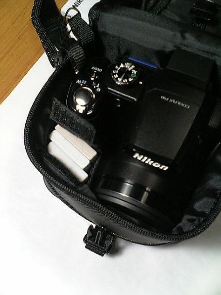 ⭐️⭐️⭐️美品❗️Nikon COOLPIX P90 別売専用ケース、箱、付属品付 P90のバッグ』 ニコン COOLPIX P90 のクチコミ掲示板 - 価格.com