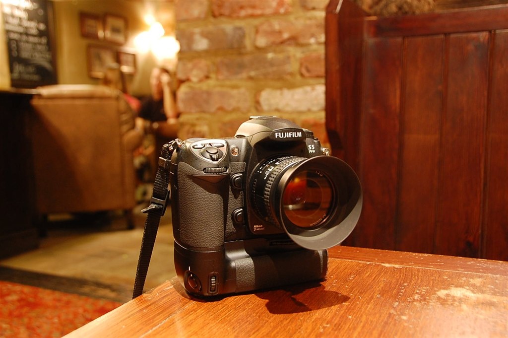 MB-D80の使用感はいかがですか？』 ニコン D90 ボディ の