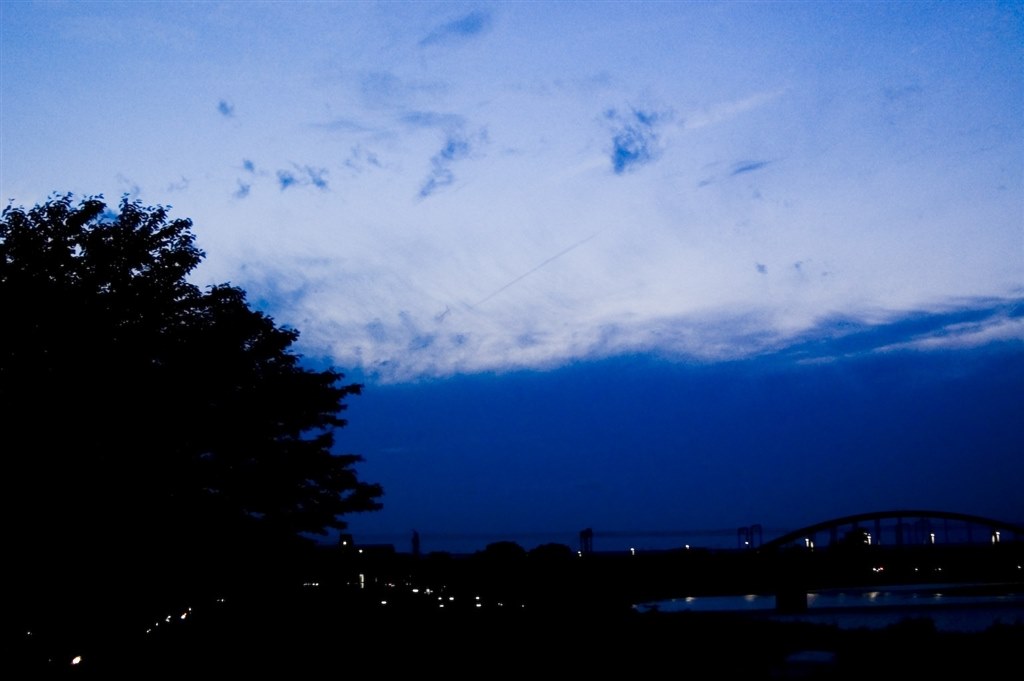 初心者ですが、夜景を撮って見ました』 ニコン D40 ボディ の 初心者ですが、夜景を撮って見ました』 ニコン D40 ボディ の