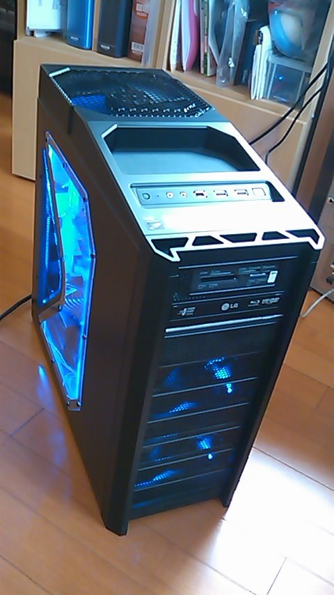 ネオン管を入れてみました』 ANTEC Nine Hundred のクチコミ掲示板