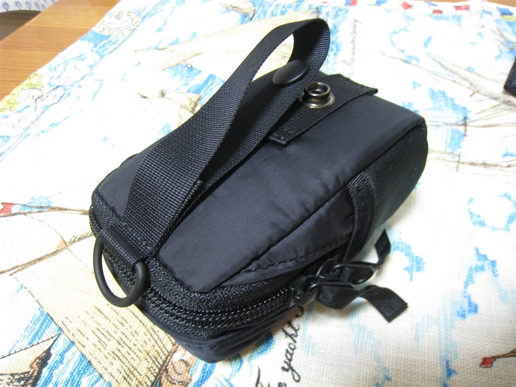 カメラケースについて』 ライカ D-LUX 4 のクチコミ掲示板 - 価格.com