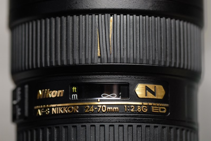 ﾌｫｰｶｽﾘﾝｸﾞのｺﾞﾑが裂けてているのを発見！』 ニコン AF-S NIKKOR 24-70mm f/2.8G ED のクチコミ掲示板 -  価格.com