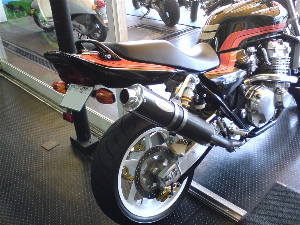 自作フェンダーカット』 カワサキ ZRX1200R のクチコミ掲示板