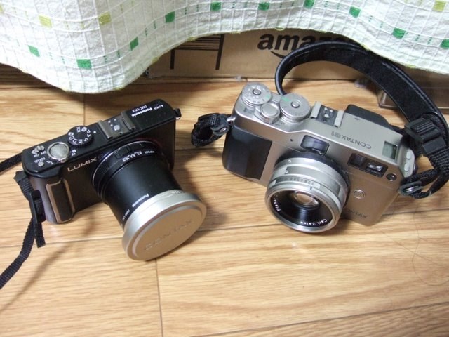 CONTAX G1用メタルフードをつけました』 パナソニック LUMIX DMC-LX3