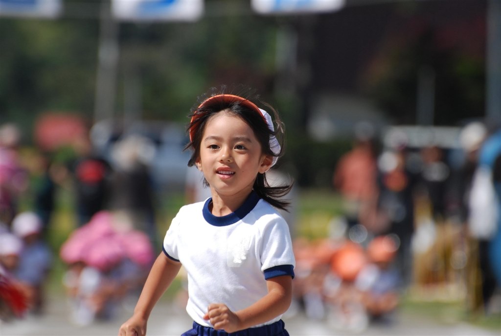 初めての運動会』 ニコン AF-S VR Zoom-Nikkor 70-300mm f/4.5-5.6G IF-ED のクチコミ掲示板 - 価格.com