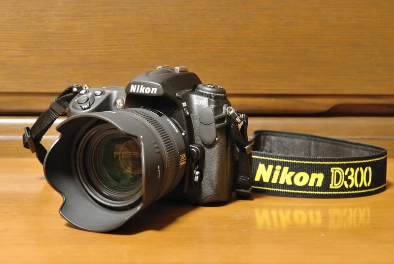 良品》【3ヶ月保証】Nikon AF-S VR Zoom-Nikko 70-300mm f/4.5-5.6G IF