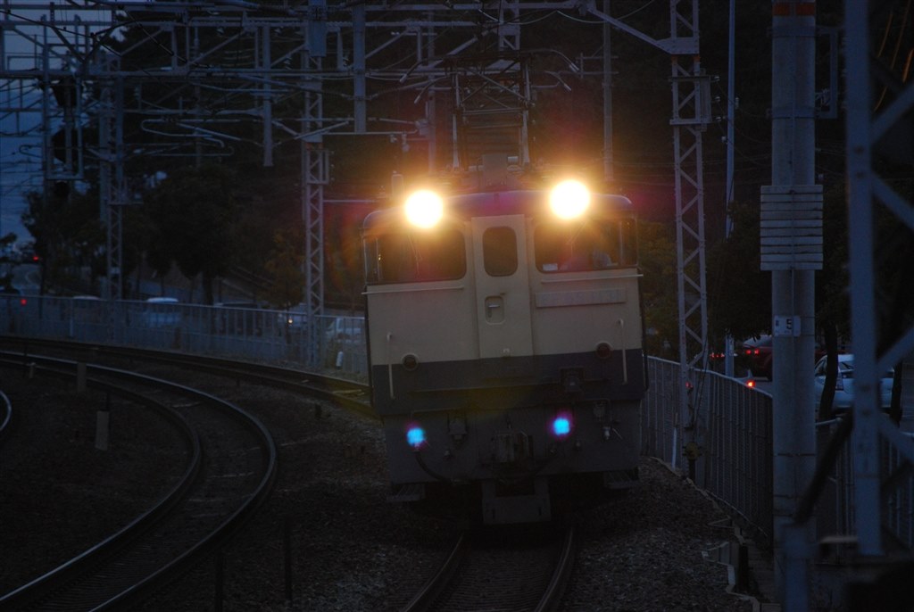 鉄道撮影用に投入』 ニコン AF-S DX VR Zoom-Nikkor 55-200mm f 鉄道撮影用に投入』 ニコン AF-S DX VR Zoom-Nikkor 55-200mm f