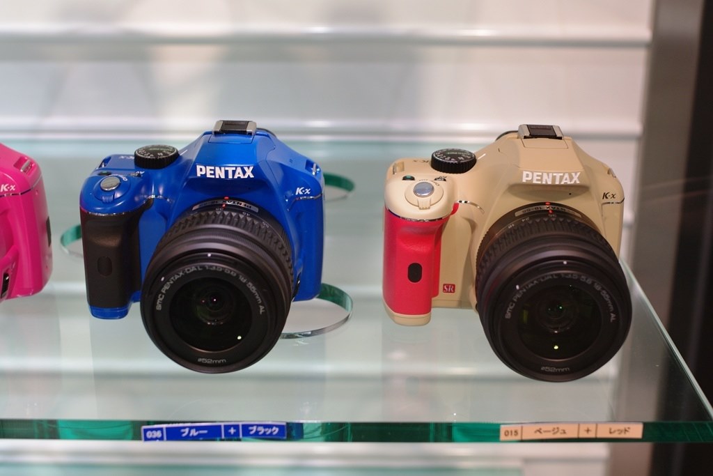 Ｋ-ｘの外観カラー写真です』 ペンタックス PENTAX K-x レンズキット