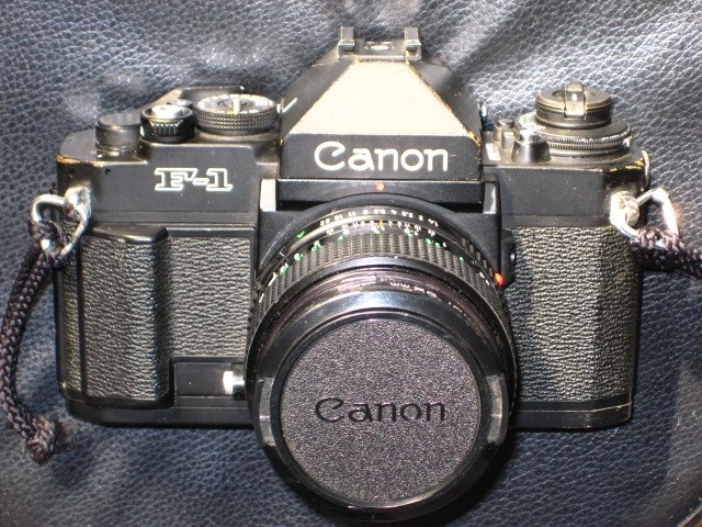 (本日限定価格) Canon F1後期 レンズ付き 貴重品！
