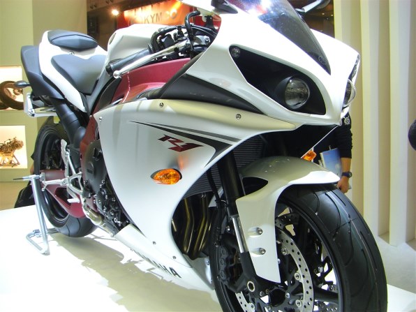 ヤマハ YZF-R1投稿画像・動画 - 価格.com