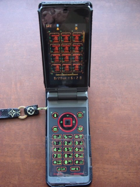 SH-06A専用の本革ケースをエヴァ携帯に・・・・』 シャープ