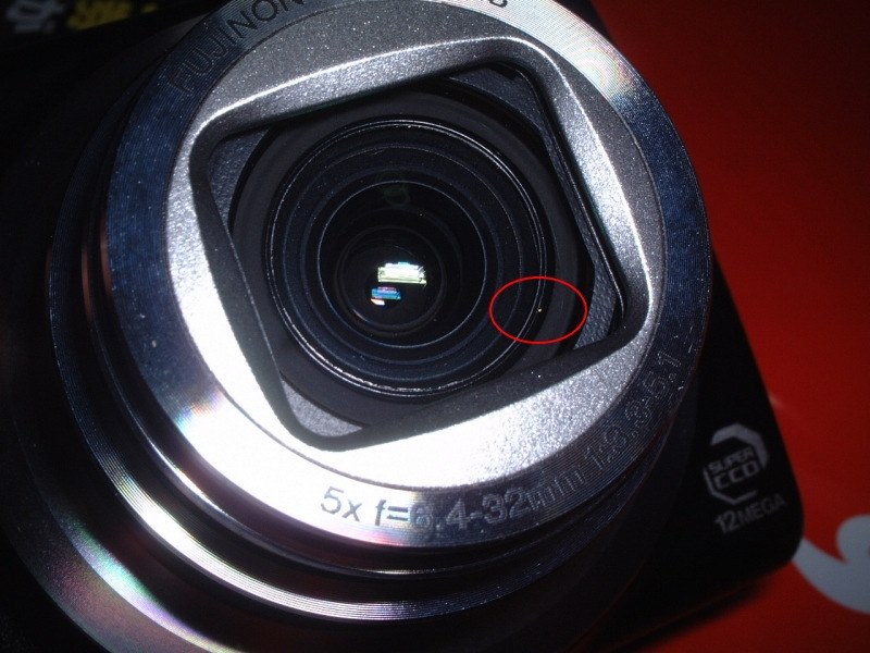 数々の賞を受賞 レンズ内にゴミ？』 富士フイルム のクチコミ F100fd FinePix デジタルカメラ