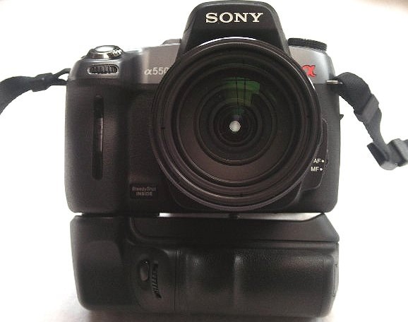 α550にα350で使っていたVG-B30AMを付けてみました』 SONY α550 DSLR