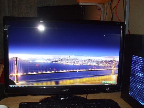 Acer H243HAbmid [24インチ]投稿画像・動画 - 価格.com
