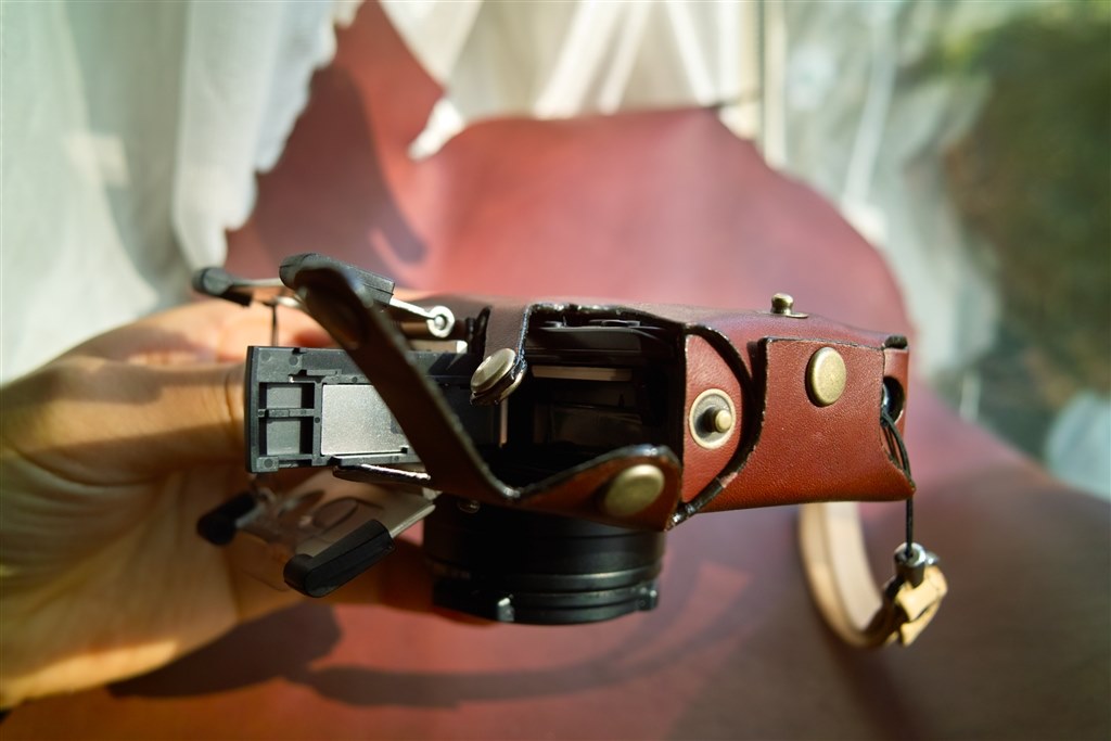 SIGMA DP1本体とソフトケースなどアクセサリー一式 DP1オリジナル革ケース』 シグマ SIGMA DP1 のクチコミ掲示板 - 価格.com