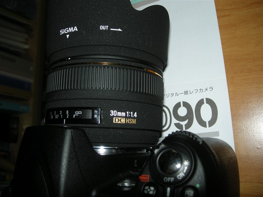 ライブビューにてなんかおかしい・・・』 シグマ 30mm F1.4 EX ライブビューにてなんかおかしい・・・』 シグマ 30mm F1.4 EX
