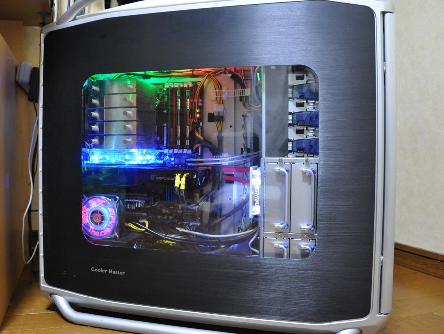 使い始めて1年』 COOLER MASTER COSMOS RC-1000-KSN1-GP のクチコミ掲示板 - 価格.com