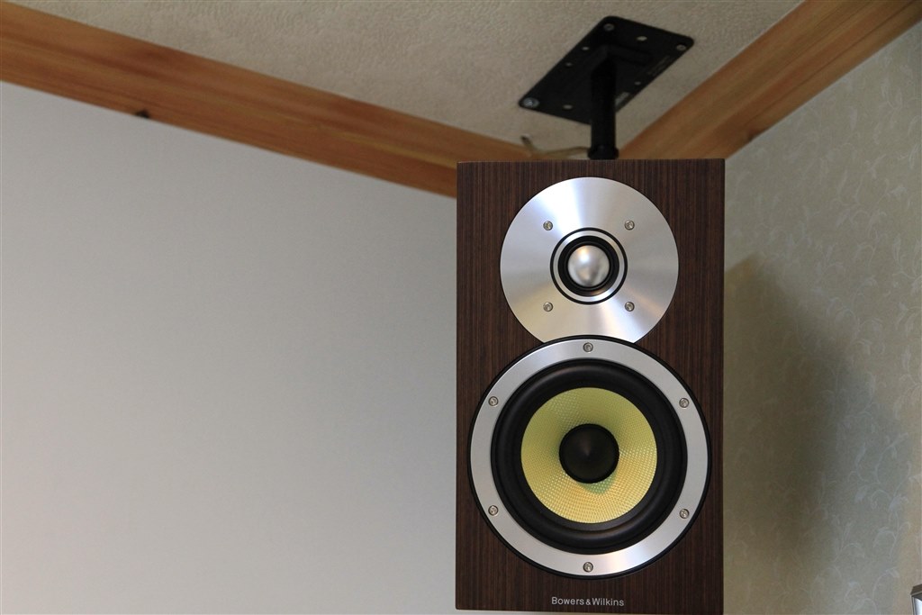 底面ネジを利用した壁付けについて』 Bowers & Wilkins CM5-B [ペア