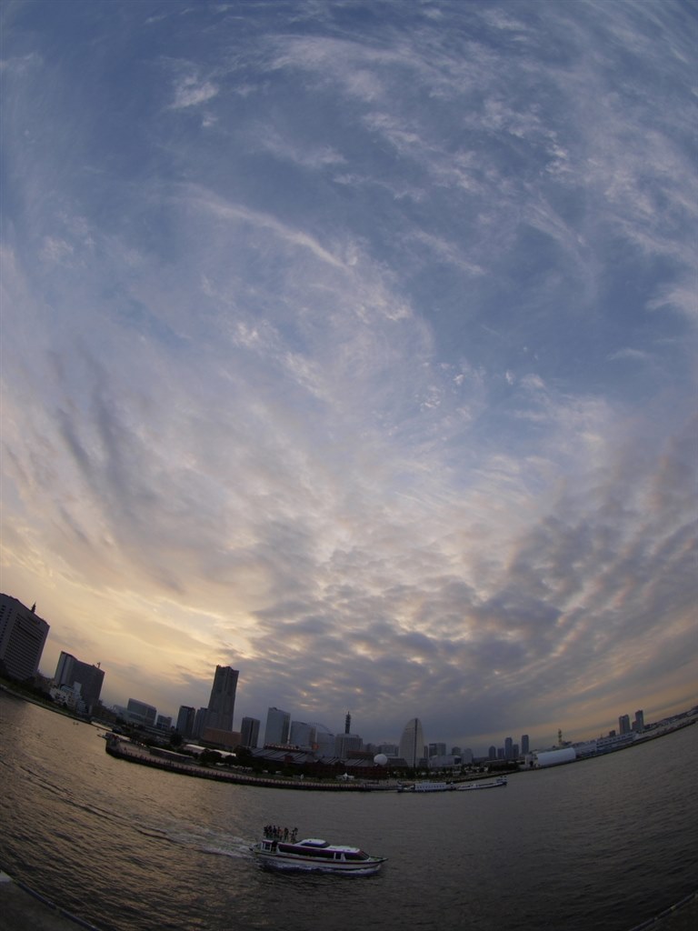 作例でも』 オリンパス ズイコーデジタル ED 8mm F3.5 Fisheye の