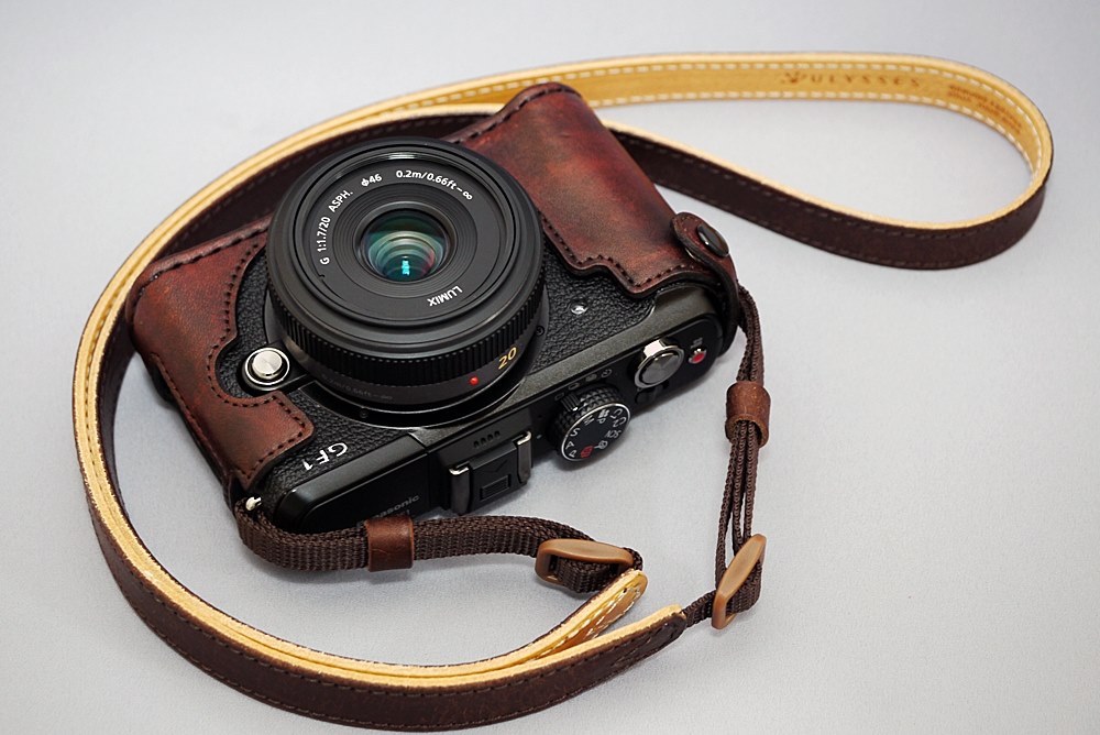 パナソニック  DMC GF1  純正革ケース・ストラップ Camera Bag | Case | Strap :: Hand-made leather camera case