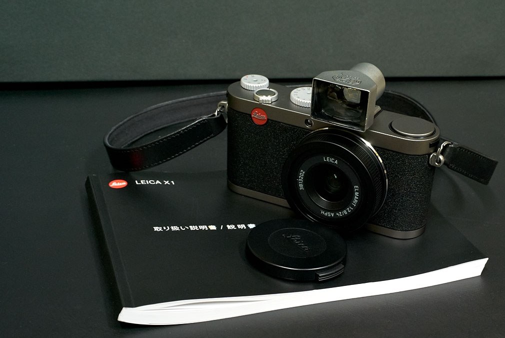 Leica x1 ライカ 不便な道具の魅力 | Leica X1 – Shigeru Hasegawa