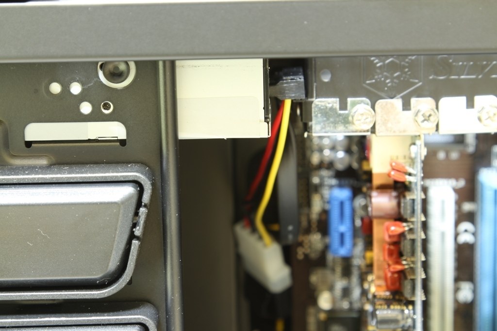 購入しました!』 SILVERSTONE SST-FT02-W のクチコミ掲示板 購入しました!』 SILVERSTONE SST-FT02-W のクチコミ掲示板